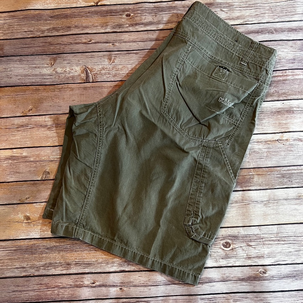 Kuhl Men's Outdoor Casual Shorts (Size 38W)